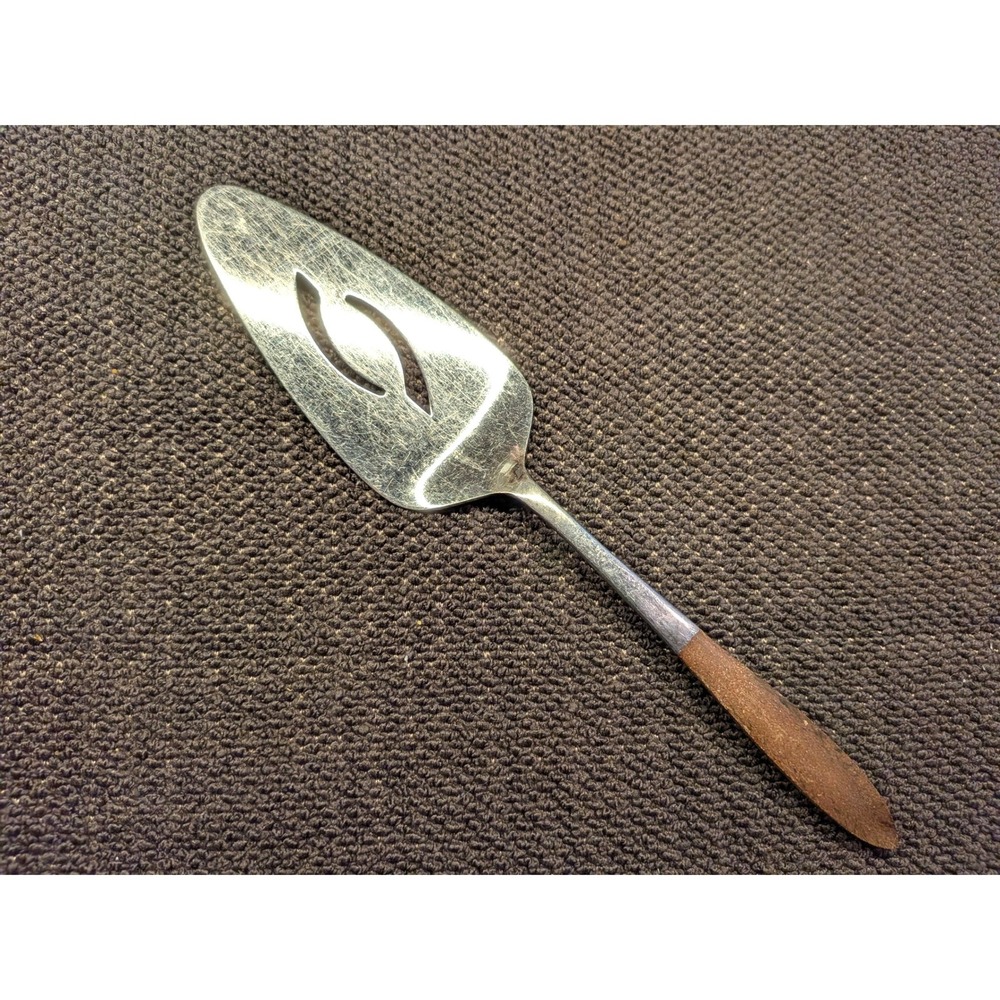 Vintage Ekco Eternaโ Pie and Cake Server Mid-Century Modern Stainless Wood